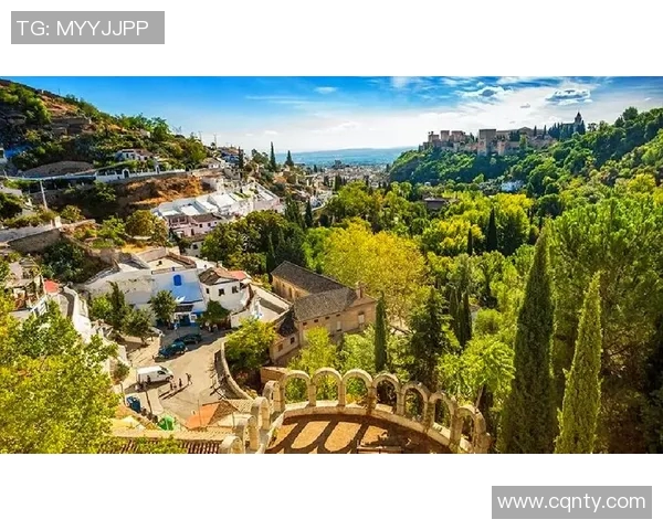 格拉纳达借壳重生之路探索足球俱乐部转型与复兴的成功案例