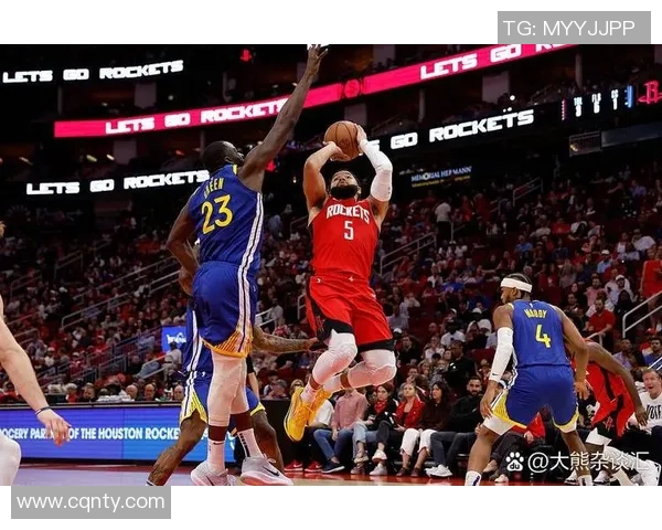 火箭全队封防库里,轻取勇士 火箭全队封防库里,轻取勇士